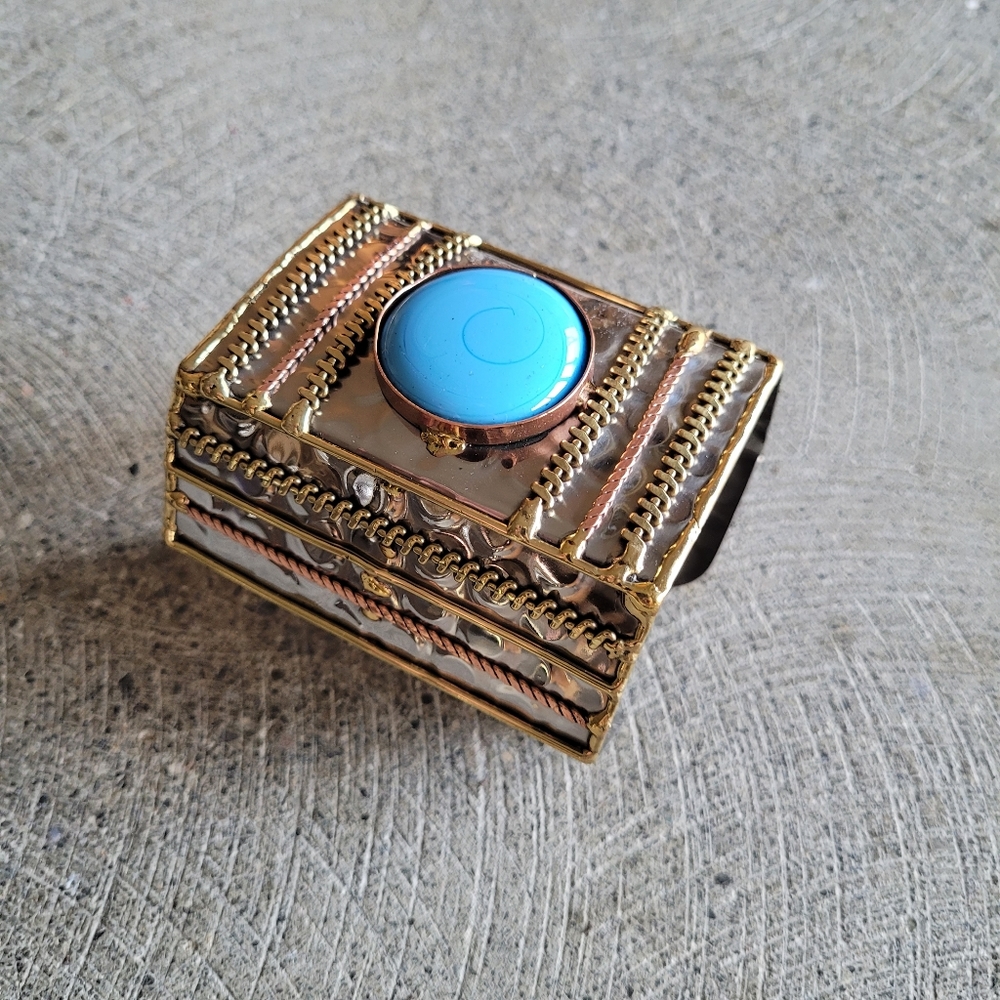 Brass cuff - Picture 3 of 3